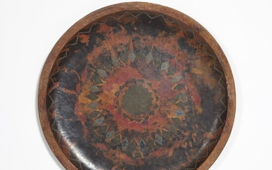 Claudius LINOSSIER 1893-1953Plat circulaire - circa 1935Dinanderie de cuivre à décor géométriqueSignéD. : 34,50 cmA...