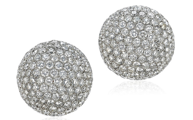 DIAMOND AND WHITE GOLD EARRINGS