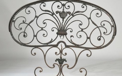 Decorative cast iron ELEMENT with winding decoration. Ep.XVIIIth....