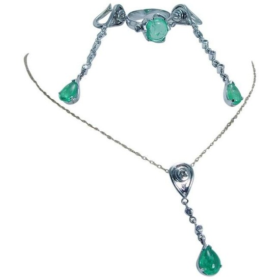 Diamond Emerald Ring Earrings & Pendant Set 18K Gold