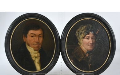 ÉCOLE FRANCAISE du XIXè. « Paire de portraits ovales ». 2 huiles sur toile en...