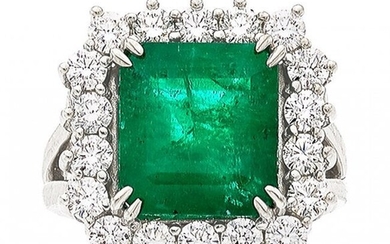 Emerald, Diamond, White Gold Ring Stones: Squar