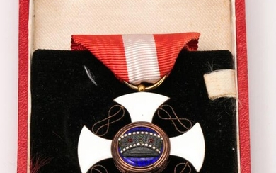 Enamel, 10k gold ribbon/medal
