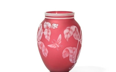 English cameo glass vase, Webb