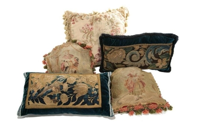 FIVE DECORATIVE TAPESTRY PILLOWS