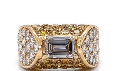 French 18K Yellow Gold Yellow Diamond Ring