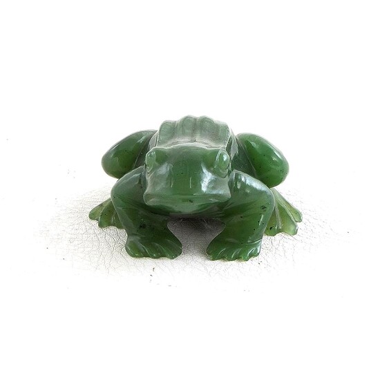 Georg O. Wild carved jade frog