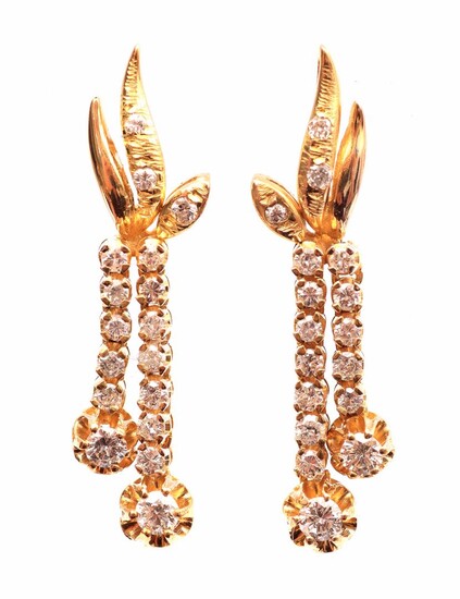 (-), Gold fantasy earrings, 18 kt., set with...