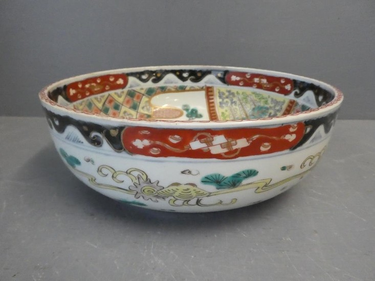 Imari bowl decorated with cranes 9cmH x 25cmD