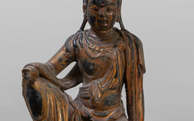 Kuan-jin in legno dorato e laccato, Cina dinastia Qing h.cm.65