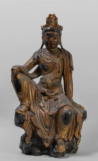 Kuan-jin in legno dorato e laccato, Cina dinastia