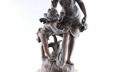 Lagneau, Raphael - Marble clock adorned with a spelter sculpture