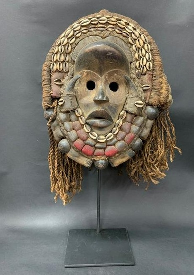 Large Dan Mask with Metal Stand