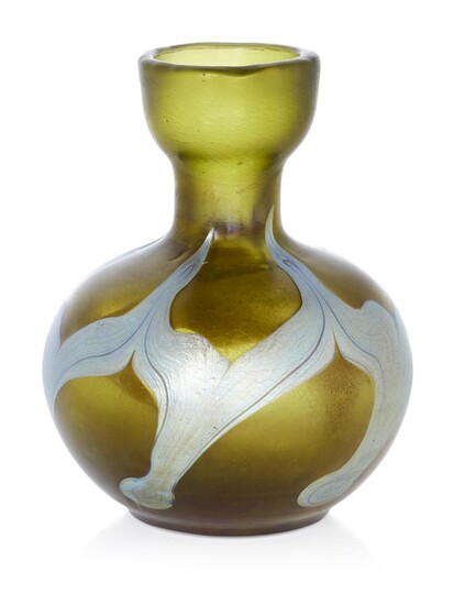 Loetz, Gold swirl Phaenomen vase, circa 1900, Iridescent glass, Unmarked, 11cm high