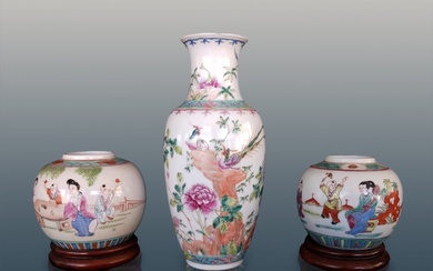 Lot Of 3 Chinese Famille Rose Vase And Jars 1900-1930...
