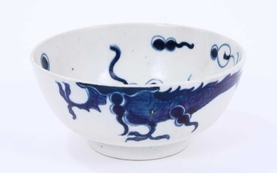 Lowestoft bowl, of small size, painted in blue with the Dragon pattern, 11.1cm diameter