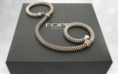 Modern, formerly very expensive Italian goldsmith's necklace, brand jewellery by Fope, 18K gold