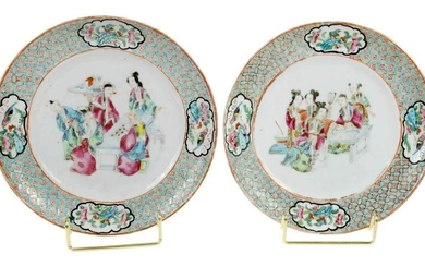 Pair Chinese Export Famille Rose Porcelain Plates