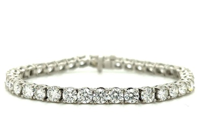 Platinum 14.80 Ct. Diamond Tennis Bracelet