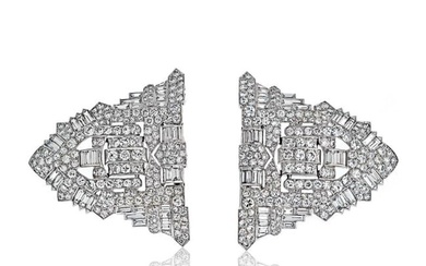 Platinum 25 Carat Art Deco Diamond Double Clip Brooch