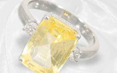 Ring: modern sapphire/brilliant-dut diamond goldsmith ring, yellow sapphire of approx. 7ct, "NO HEAT"