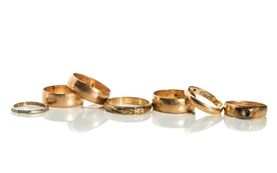 SEVEN GOLD WEDDING RINGS AND BANDS, 27g