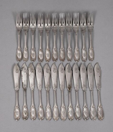 Silver fish cutlery for twelve persons