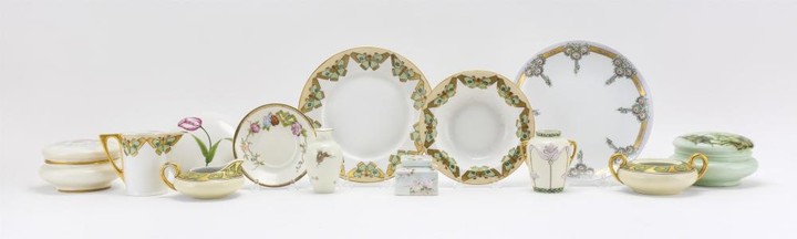 THIRTEEN PIECES OF PORCELAIN Two hand-painted Limoges dresser boxes, diameters 5", two small vases, heights 3.25", a gilt-decorated...