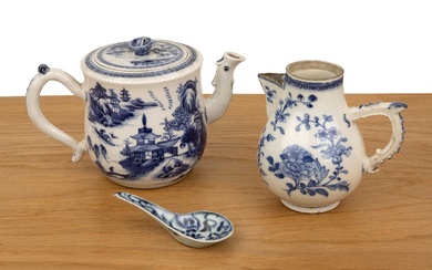 Three blue and white porcelain pieces Chinese, 18th/19th Century including...