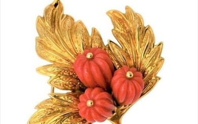 Tiffany & Company 18 Karat Yellow Gold Oak Leaf Brooch