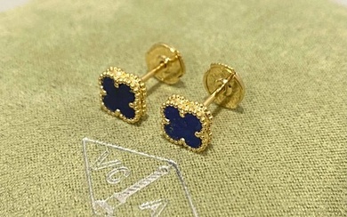Van Cleef & Arpels Sweet Alhambra Earstuds, 18K Yellow Gold, Lapis Lazuli