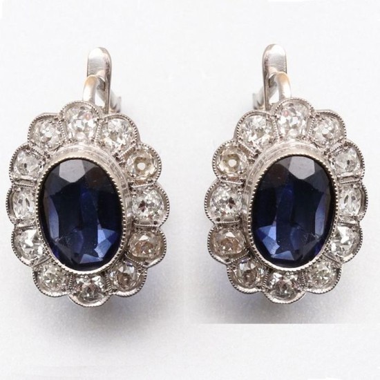 14 kt. White gold - Exclusieve Antique Earrings ca. 1920/'30 - 3.00 ct natural blue Sapphires - and 1.5ct. to 1.8ct Old European cut diamonds G/VS1