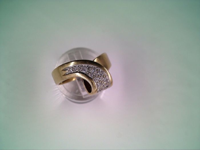 15 kt. Yellow gold - Ring - Diamonds