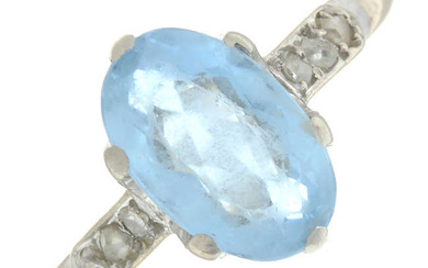 18ct gold aquamarine & diamond ring