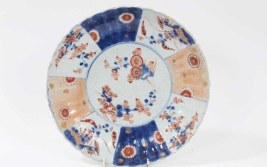 18th century Chinese Imari round dish