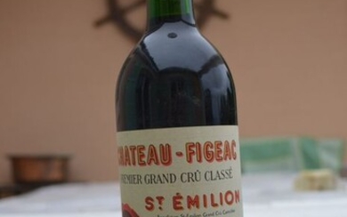 1990 Chateau Figeac - Saint-Emilion 1er Grand Cru Classé B - 1 Bottle (0.75L)