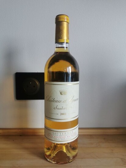 2001 Chateau Yquem - Sauternes 1er Grand Cru Classé - 1 Bottle (0.75L)