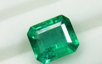 2.90 Ctw Natural Zambian Emerald Octagon Cut