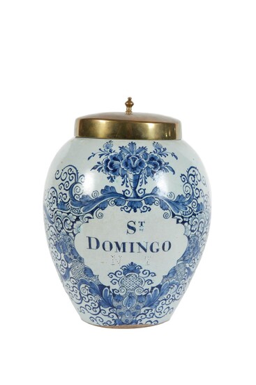 35 Delft : un pot à «tabac de Saint Domingue » en faïence stannifère et décor en