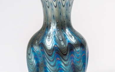 Loetz Dimpled Phanomen Vase