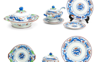 A Mintons 'Chinese Dragon & Bird' pattern dinner service