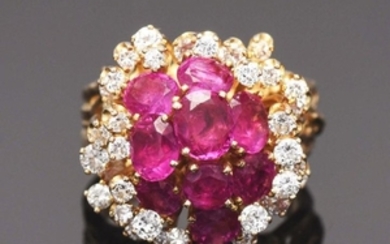 Vintage 14K Yellow Gold Ruby & Diamond Cluster Ring.