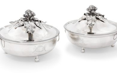 A PAIR OF GEORGE III SILVER ENTREE DISHES AND COVERS, MARK OF JOHN PARKER AND EWDARD WAKELIN, LONDON, 1764