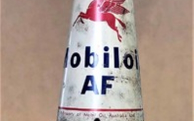 A 40 MOBIL OIL CAN
