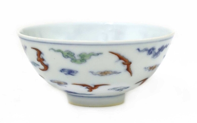 A Chinese doucai tea bowl