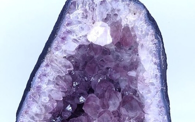 A +++ Deep Purple Amethyst Druze, Uruguay, With beautiful Calcite - 345×205×170 mm - 7168 g