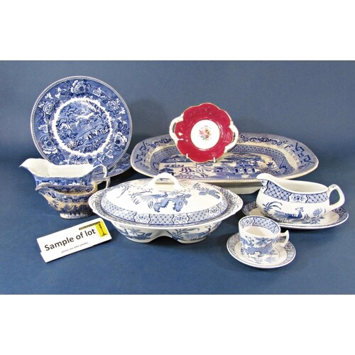 A quantity of Wood & Sons Yuan pattern blue and white printe...