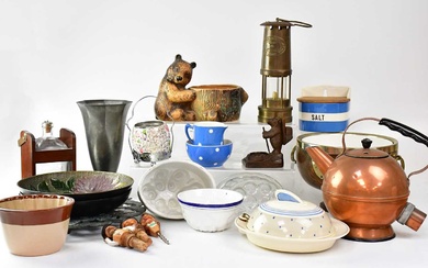 A quantity of collectibles and kitchenalia items, to include a...