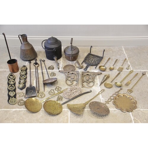 A selection of 19th century and later metal wares, to includ...