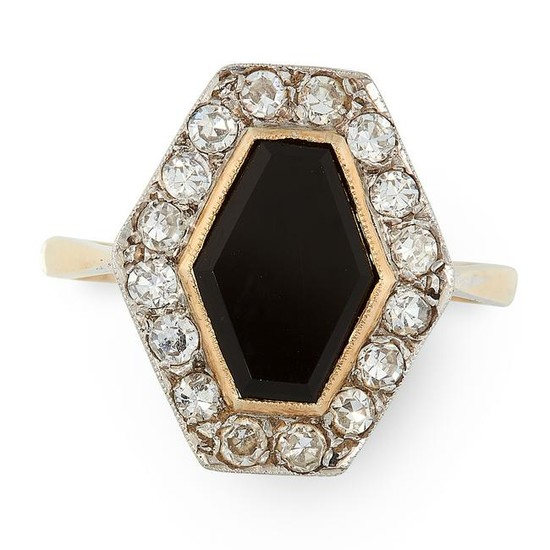 AN ART DECO ONYX AND DIAMOND RING in 18ct yellow gold